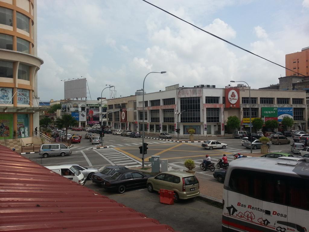 Kota Bharu Apartment Exterior photo